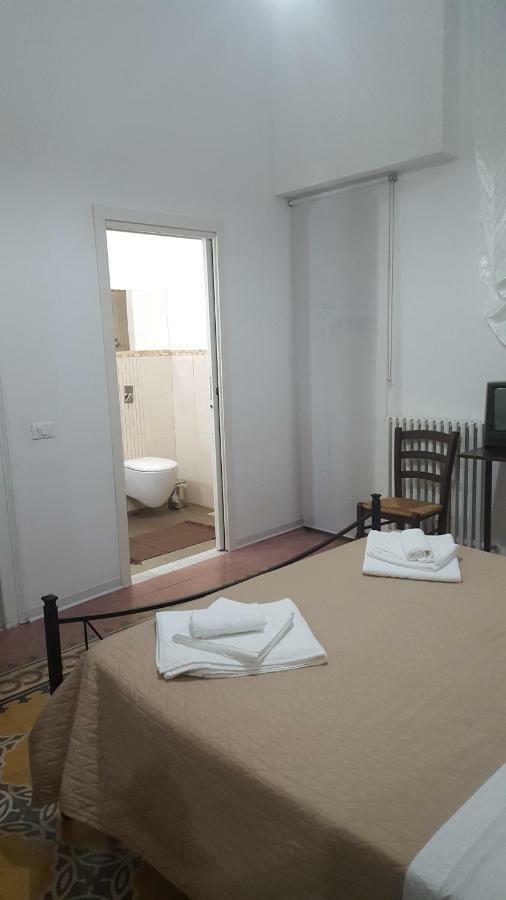 Rest And Go Bed & Breakfast Palermo Exterior photo