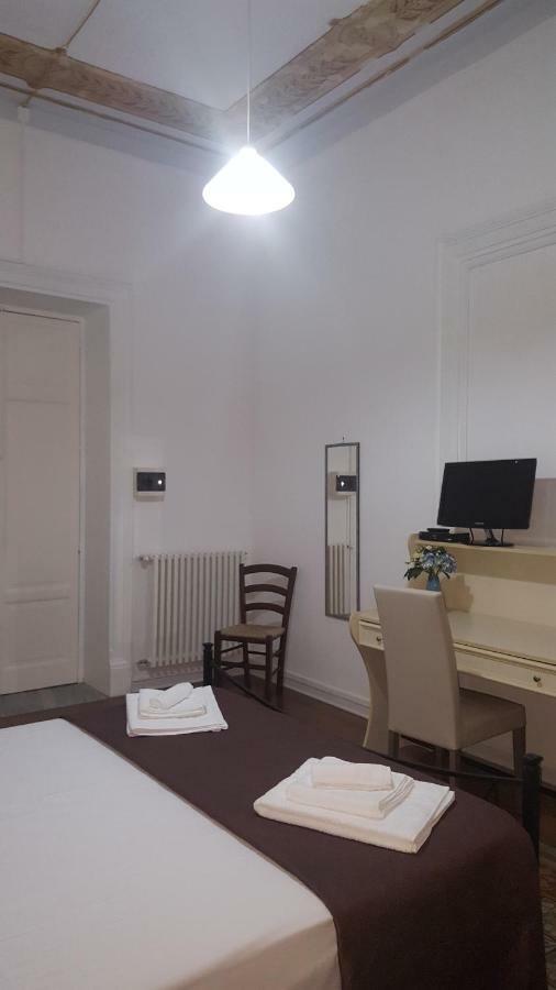 Rest And Go Bed & Breakfast Palermo Exterior photo