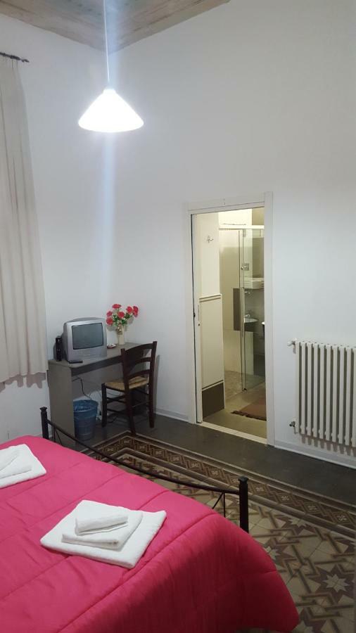 Rest And Go Bed & Breakfast Palermo Exterior photo