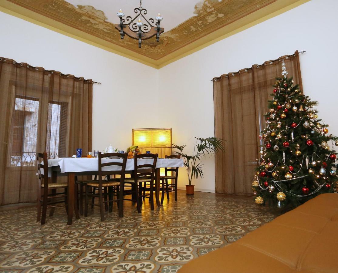 Rest And Go Bed & Breakfast Palermo Exterior photo