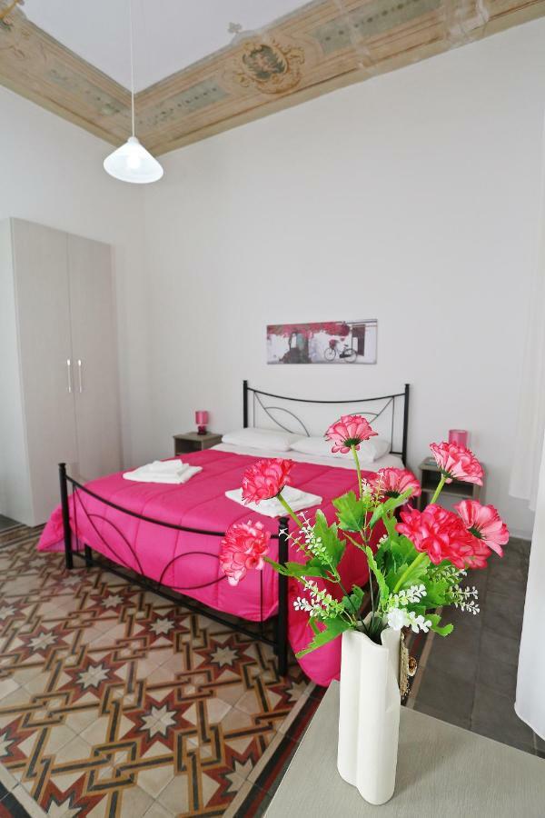 Rest And Go Bed & Breakfast Palermo Exterior photo