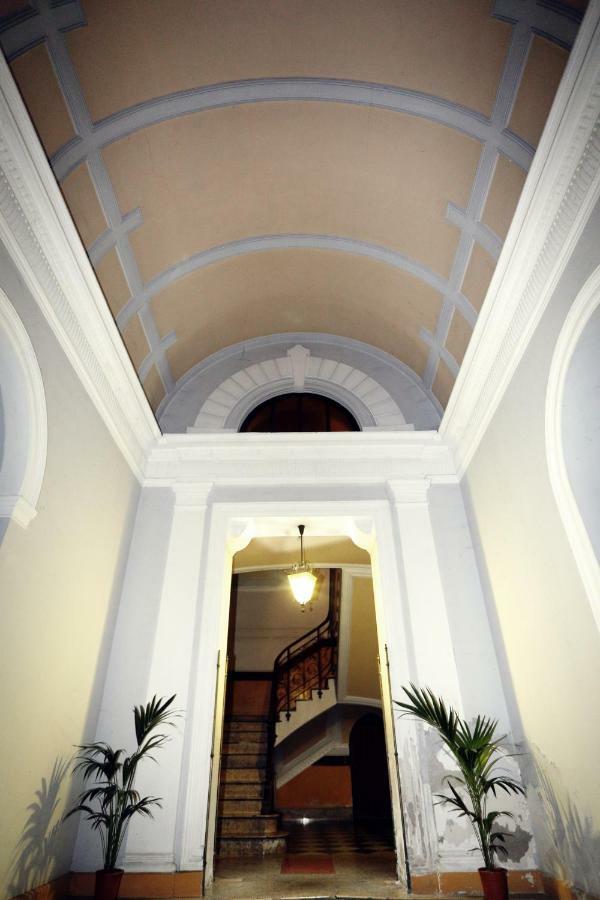 Rest And Go Bed & Breakfast Palermo Exterior photo